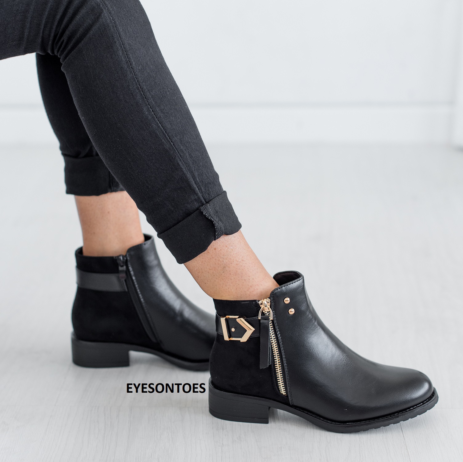 women casual fashion flat boots